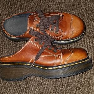 Dr Martens so cute, says sz 5 but more like 7